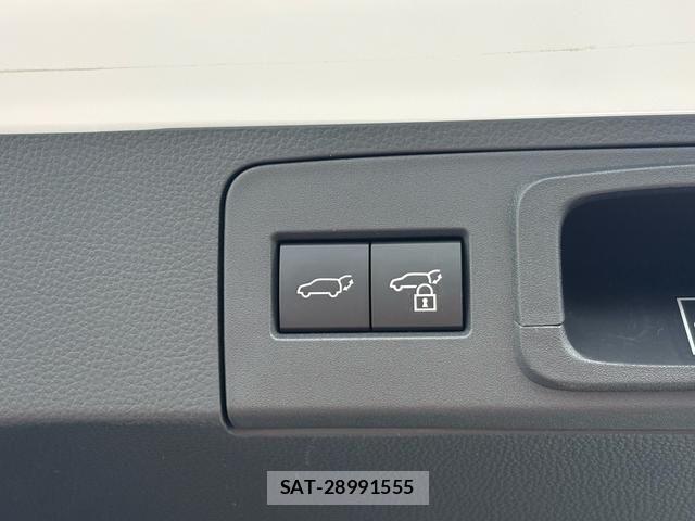 Toyota Crown Sports 2024-10 7326424-9