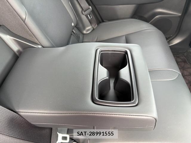 Toyota Crown Sports 2024-10 7326424-12
