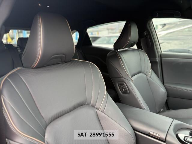 Toyota Crown Sports 2024-10 7326424-14