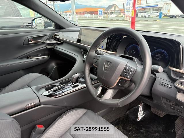 Toyota Crown Sports 2024-10 7326424-15