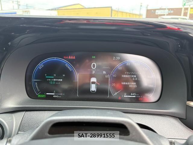 Toyota Crown Sports 2024-10 7326424-17