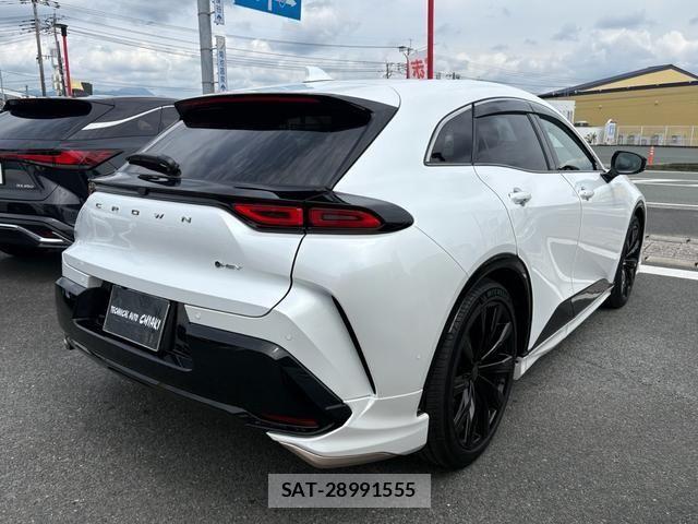Toyota Crown Sports 2024-10 7326424-6
