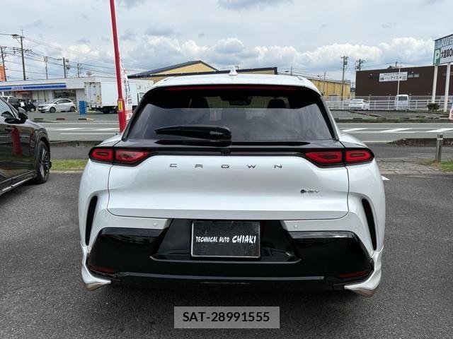 Toyota Crown Sports 2024-10 7326424-7