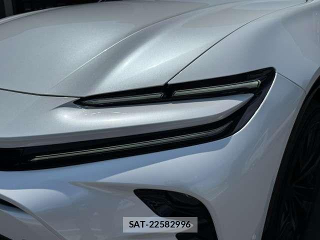 Toyota Crown Sports 2024-02 7326420-3
