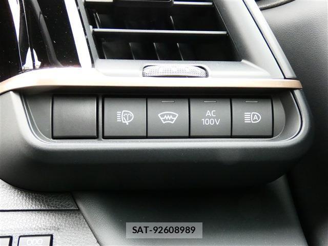 Toyota Crown Sports 2024-11 7326426-16