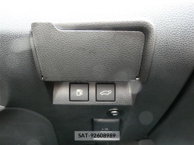 Toyota Crown Sports 2024-11 7326426-17