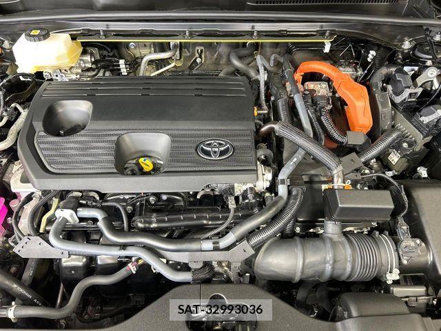 Toyota Crown Sports 2025-04 7357341-17