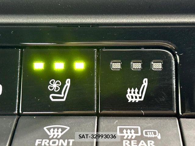 Toyota Crown Sports 2025-04 7357341-4