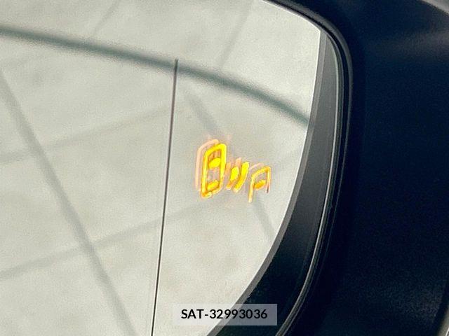 Toyota Crown Sports 2025-04 7357341-5