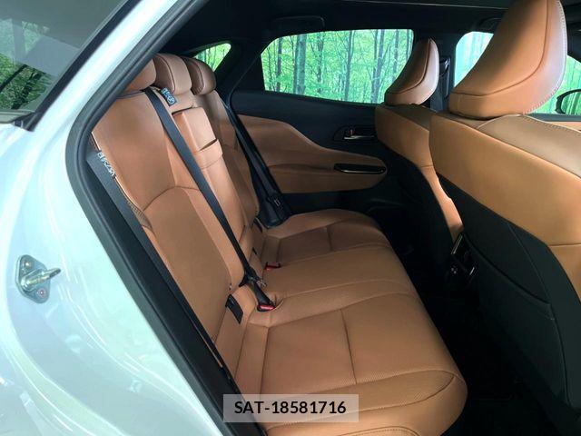 Toyota Crown Sports 2024-09 7357337-16