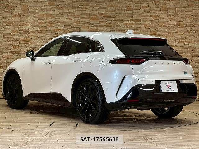 Toyota Crown Sports 2024-01 7357339-15