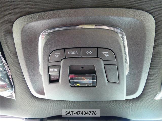 Toyota Crown Sports 2024-08 7357332-15