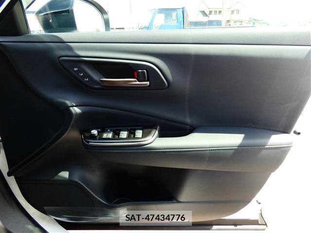 Toyota Crown Sports 2024-08 7357332-19