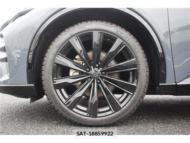 Toyota Crown Sports 2024-04 7357347-16