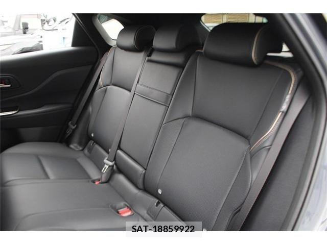 Toyota Crown Sports 2024-04 7357347-23