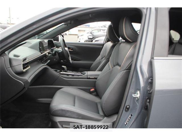 Toyota Crown Sports 2024-04 7357347-24