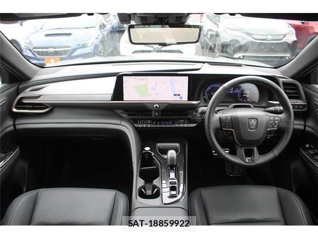 Toyota Crown Sports 2024-04 7357347-26