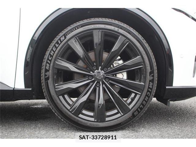 Toyota Crown Sports 2024-01 7357340-13