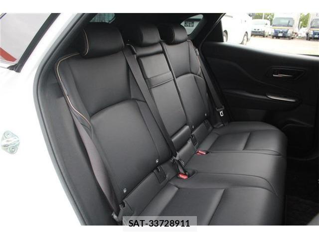 Toyota Crown Sports 2024-01 7357340-23