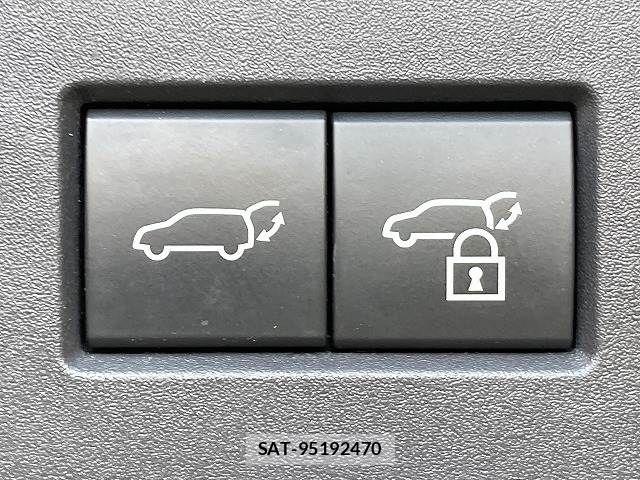 Toyota Crown Sports 2023-12 7357343-9