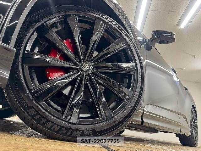 Toyota Crown Sports 2024-09 7357338-19