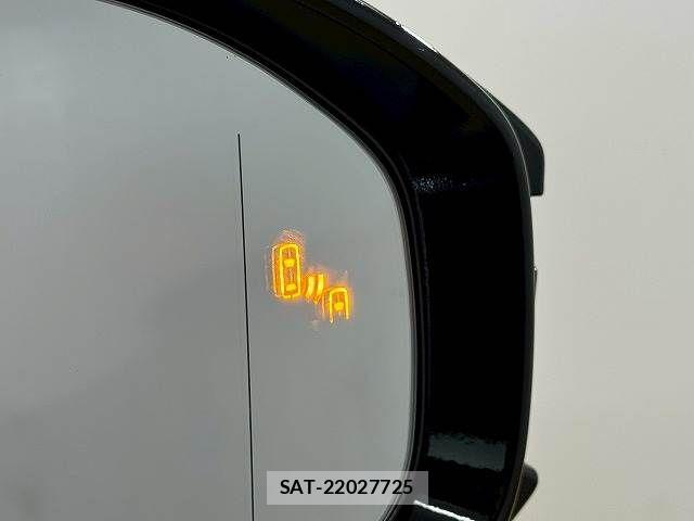 Toyota Crown Sports 2024-09 7357338-8