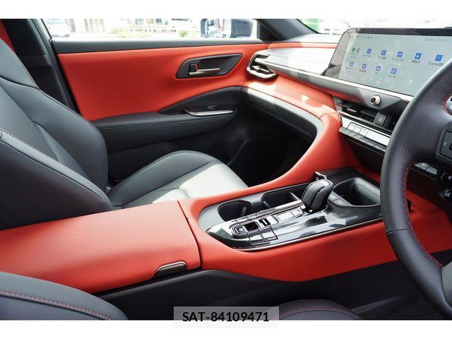 Toyota Crown Sports 2024-10 7357342-11