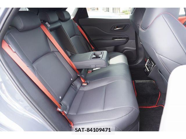 Toyota Crown Sports 2024-10 7357342-12
