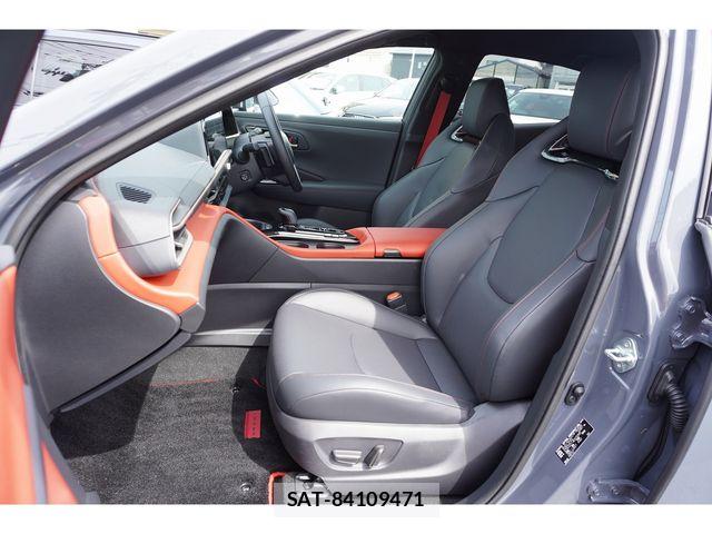 Toyota Crown Sports 2024-10 7357342-14
