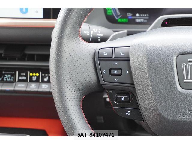 Toyota Crown Sports 2024-10 7357342-18
