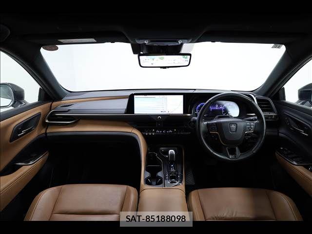 Toyota Crown Sports 2023-11 7391743-2