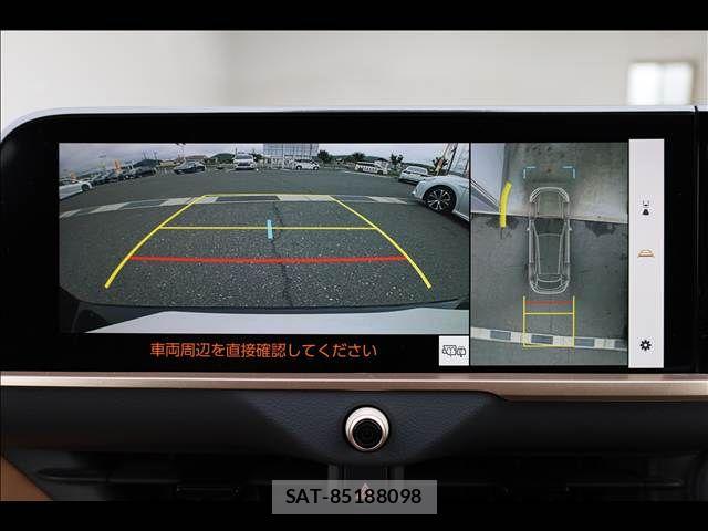 Toyota Crown Sports 2023-11 7391743-6