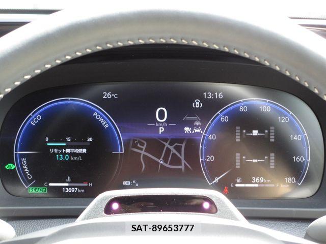 Toyota Crown Sports 2023-12 7391750-21