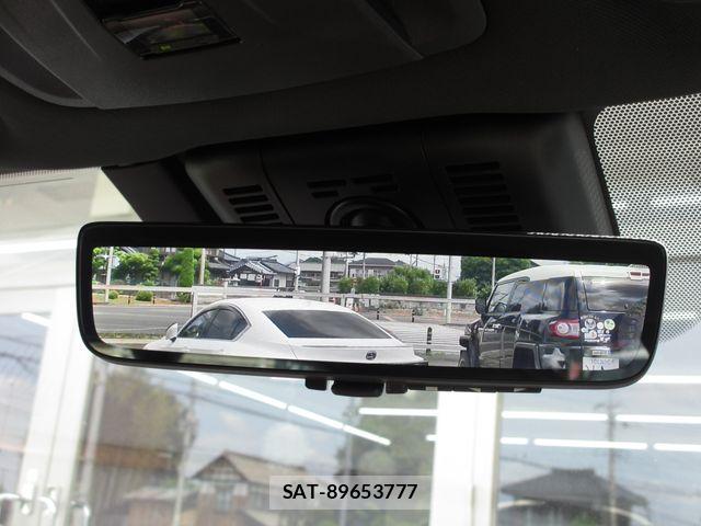 Toyota Crown Sports 2023-12 7391750-25