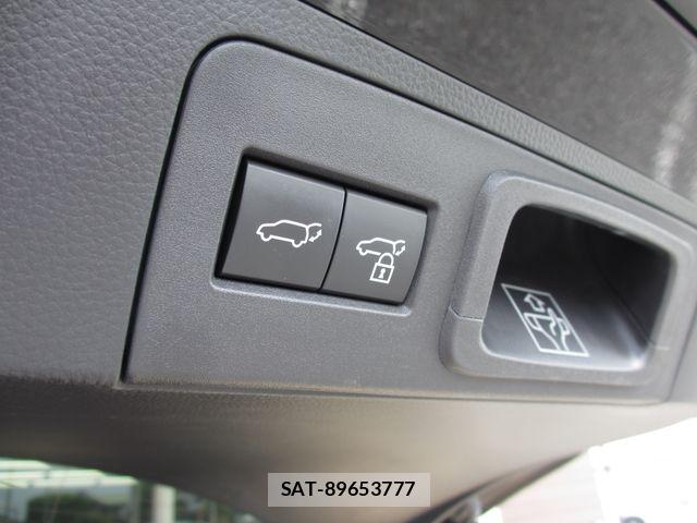 Toyota Crown Sports 2023-12 7391750-29