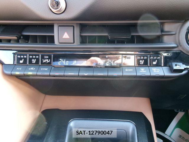 Toyota Crown Sports 2024-03 7391740-24