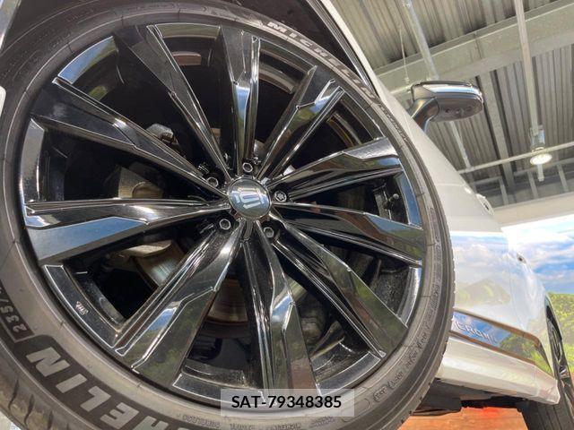 Toyota Crown Sports 2023-11 7391742-12