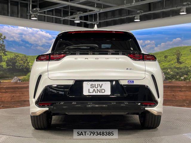 Toyota Crown Sports 2023-11 7391742-14