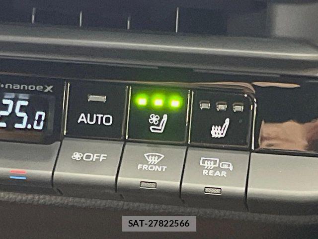 Toyota Crown Sports 2024-09 7453704-9