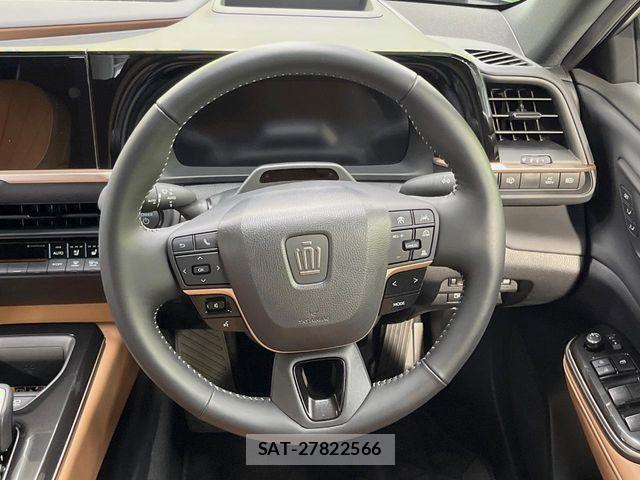 Toyota Crown Sports 2024-09 7453704-13