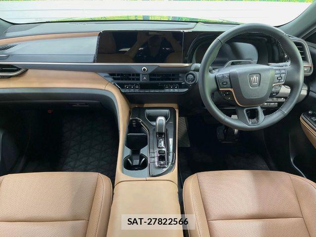 Toyota Crown Sports 2024-09 7453704-1
