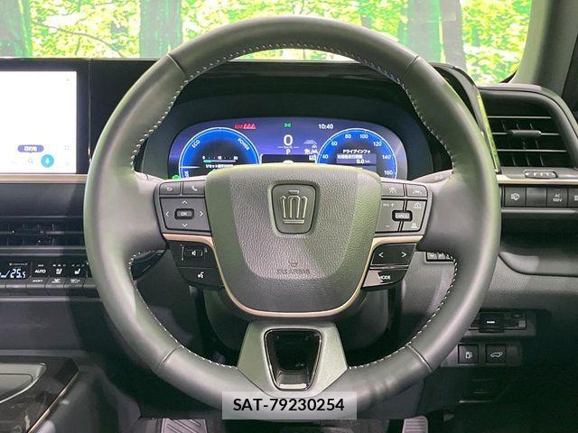Toyota Crown Sports 2024-10 7453706-10