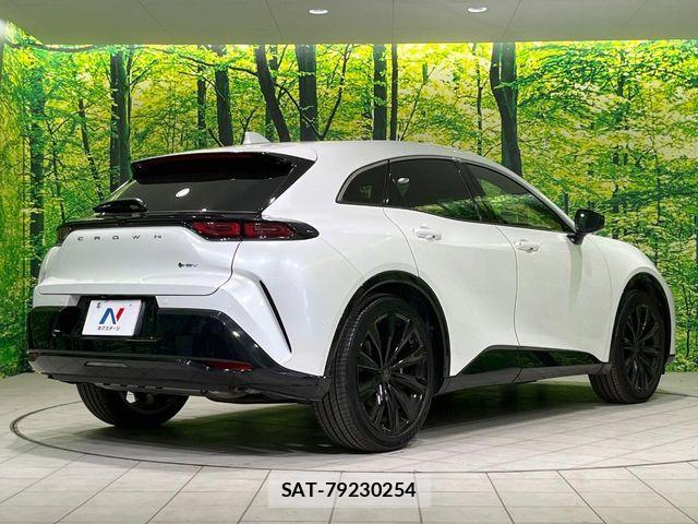 Toyota Crown Sports 2024-10 7453706-16