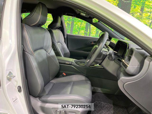 Toyota Crown Sports 2024-10 7453706-7