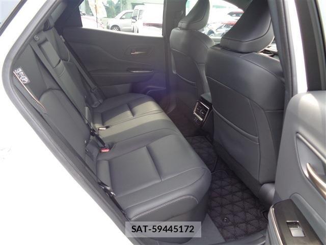 Toyota Crown Sports 2024-11 7453708-18