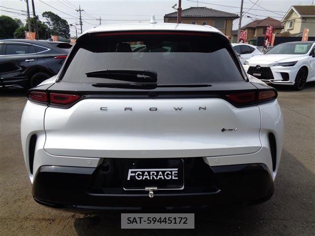Toyota Crown Sports 2024-11 7453708-6