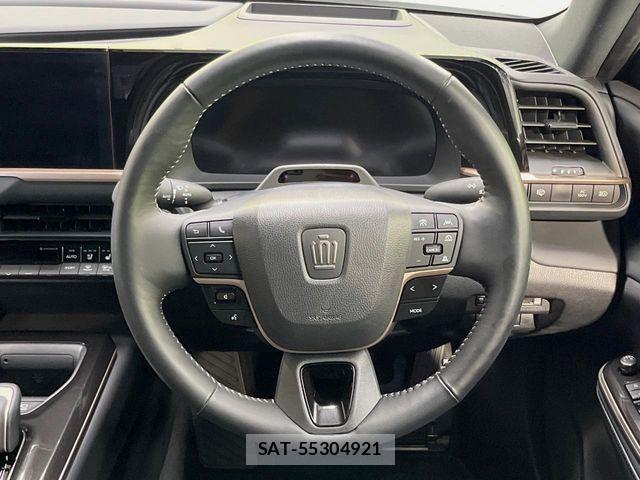 Toyota Crown Sports 2024-10 7453709-12