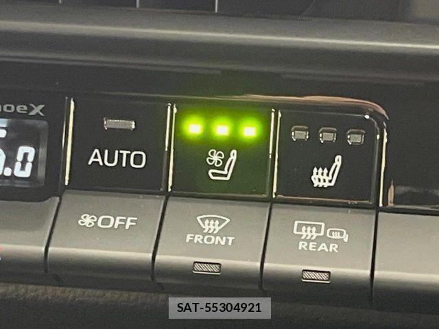 Toyota Crown Sports 2024-10 7453709-7