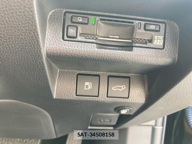 Toyota Crown Sports 2023-12 7453703-19