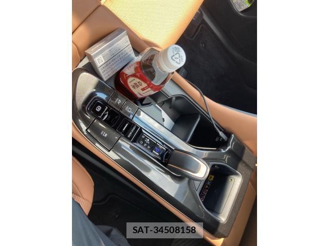 Toyota Crown Sports 2023-12 7453703-20